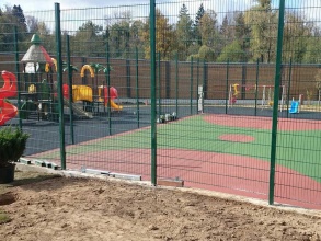 Забор на детскую площадку 50 метров фото в Монино
